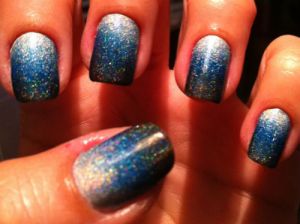 holographic gradient nails